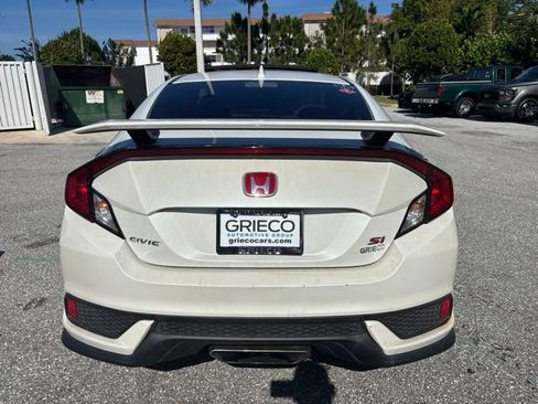 Used 2018 Honda Civic Si image 3