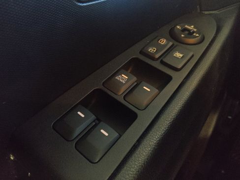 Used 2016 Kia Sportage LX FWD image 27