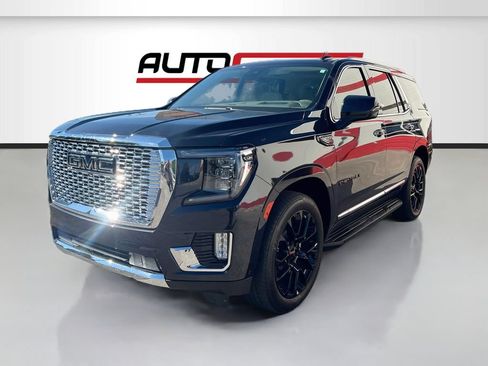 Used 2024 GMC Yukon Denali w/ Advanced Technology Package AWD/4WD image 3