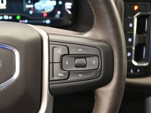 Used 2023 GMC Yukon Denali w/ Denali Reserve Package image 14