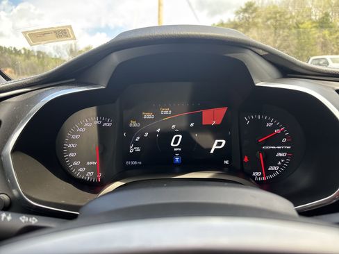 Used 2016 Chevrolet Corvette Stingray Coupe image 18