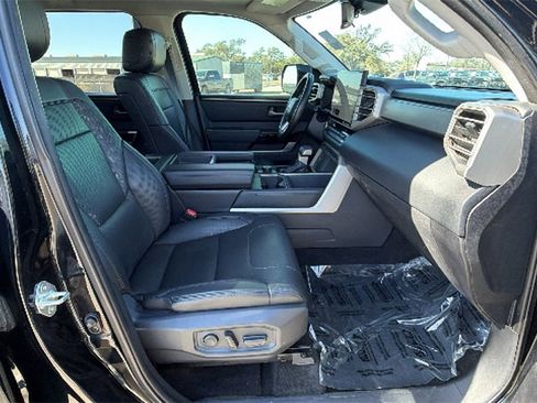 Used 2022 Toyota Tundra Limited image 37