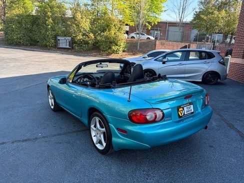 Used 2003 MAZDA MX-5 Miata RWD image 13