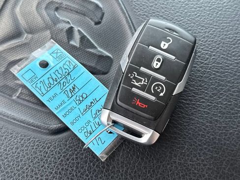 Used 2022 RAM 1500 Laramie AWD/4WD image 63