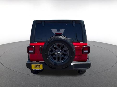 Used 2025 Jeep Wrangler Unlimited Sport AWD/4WD image 11
