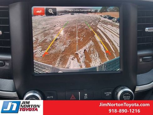 Used 2024 RAM 2500 Big Horn image 21