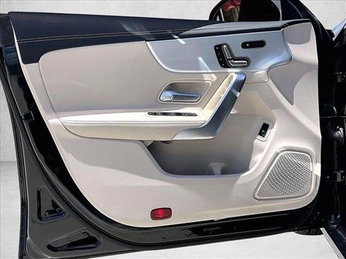 Certified 2020 Mercedes-Benz CLA 250 4MATIC image 18