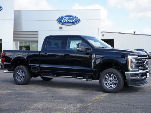 New 2026 Ford F350 Lariat image 2