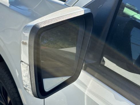 Used 2024 Ford F150 Lariat w/ Equipment Group 502A High AWD/4WD image 8