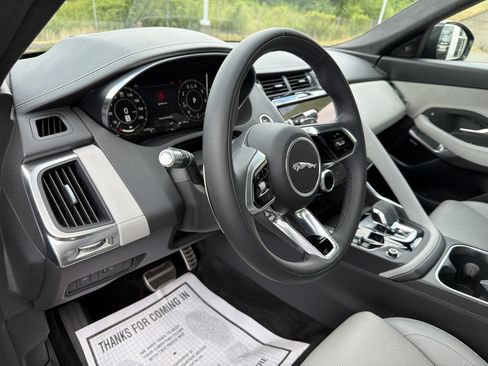 Used 2022 Jaguar E-PACE 300 Sport AWD/4WD image 19
