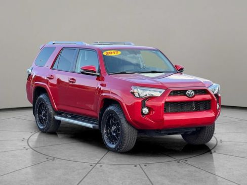 Certified 2017 Toyota 4Runner SR5 Premium AWD/4WD image 8