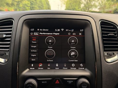 Used 2018 Dodge Durango SRT w/ Technology Group AWD/4WD image 27