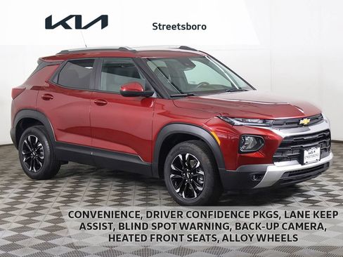 Used 2023 Chevrolet TrailBlazer LT w/ Convenience Package AWD/4WD image 1