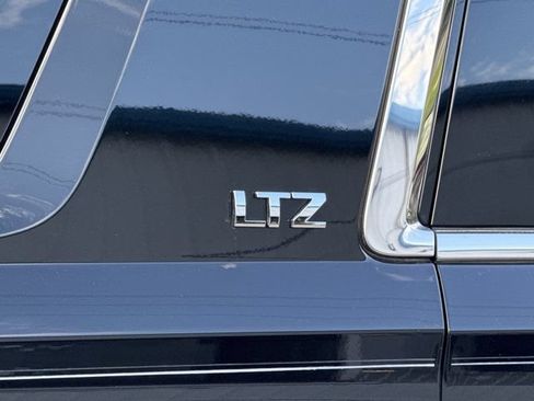 Used 2015 Chevrolet Tahoe LTZ RWD image 4