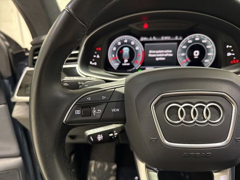 Used 2023 Audi Q8 Prestige w/ Prestige Package image 38