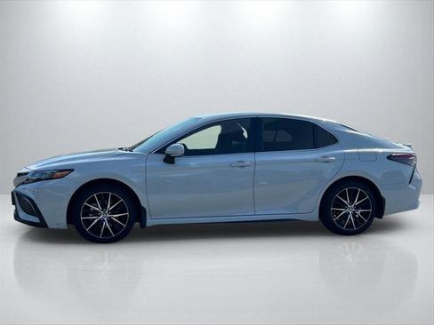 Certified 2024 Toyota Camry SE FWD image 8