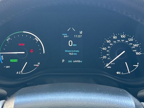 Used 2023 Toyota Sienna XLE FWD image 26