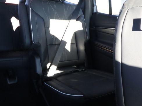 New 2026 Buick Enclave Avenir w/ Super Cruise Package image 12