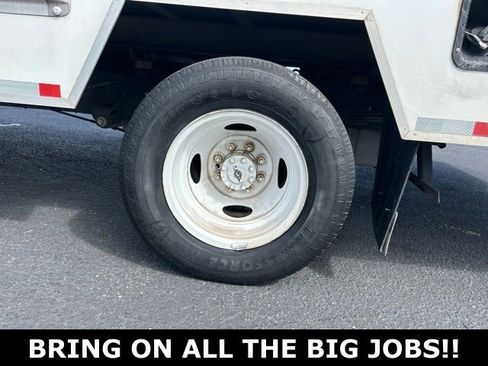 Used 2019 Ford E-350 and Econoline 350 Super Duty RWD image 10