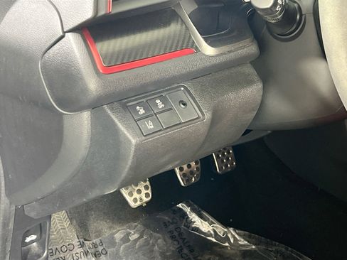 Used 2020 Honda Civic Type R image 10