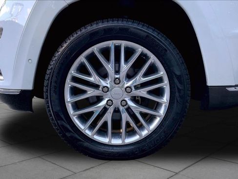 Used 2018 Jeep Grand Cherokee Summit AWD/4WD image 11