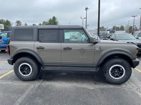 New 2026 Ford Bronco Outer Banks AWD/4WD image 3
