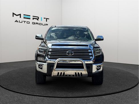 Used 2019 Toyota Tundra Limited w/ Limited Premium Package AWD/4WD image 3
