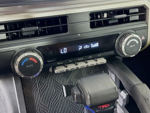 Used 2024 Toyota Tacoma TRD Off-Road AWD/4WD image 23