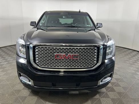 Used 2017 GMC Yukon Denali image 8