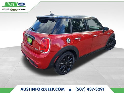 Used 2017 MINI Cooper S image 5