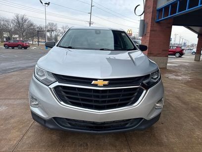 Used 2021 Chevrolet Equinox LS w/ LS Convenience Package