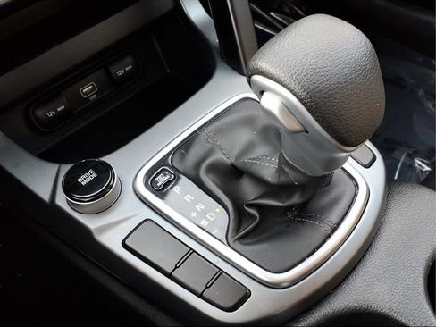 Used 2023 Kia Seltos LX image 22