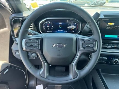 New 2026 Chevrolet Silverado 2500 ZR2 w/ LPO, Dark Essentials Package AWD/4WD image 19