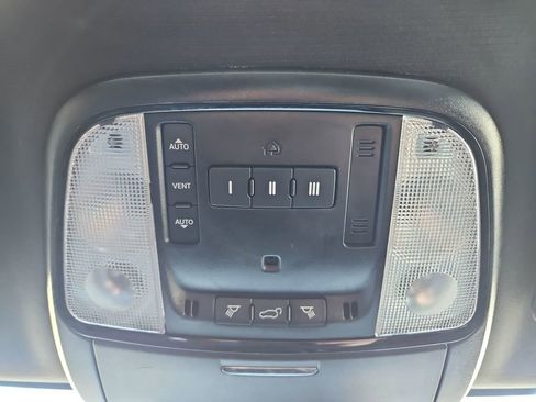 Used 2024 Dodge Durango GT image 23