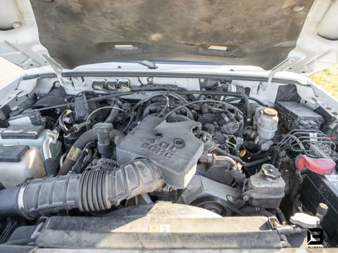 Used 2011 Ford Ranger XLT image 10