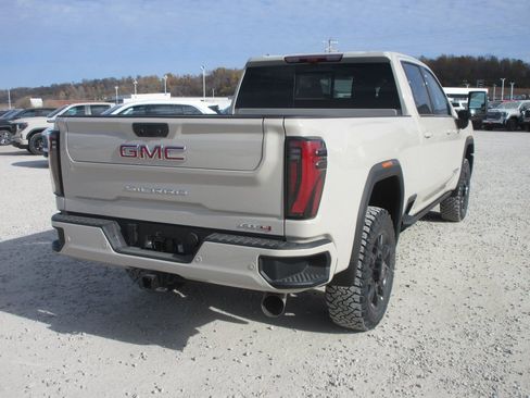 New 2026 GMC Sierra 2500 AT4 image 5