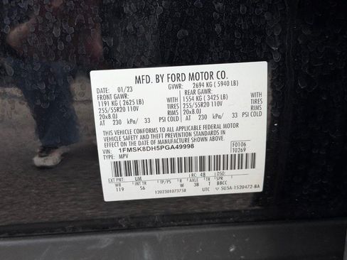 Used 2023 Ford Explorer XLT w/ Equipment Group 202A AWD/4WD image 23