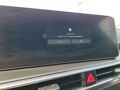 Used 2025 Kia Sorento EX image 27