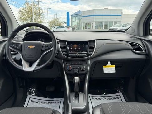 Certified 2020 Chevrolet Trax LT w/ Driver Confidence Package AWD/4WD image 4