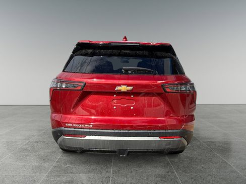 New 2026 Chevrolet Equinox LT image 4
