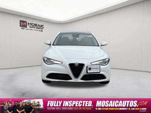 Used 2019 Alfa Romeo Giulia Ti w/ Quick Order Package 22X Lusso AWD/4WD image 2