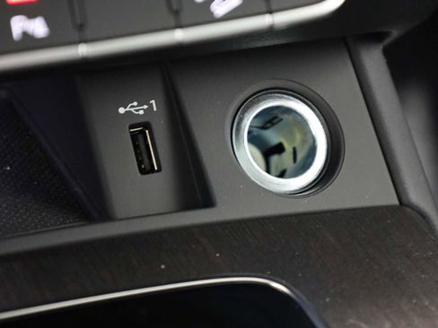 Used 2023 Audi Q5 2.0T Premium Plus w/ Premium Plus Package AWD/4WD image 38