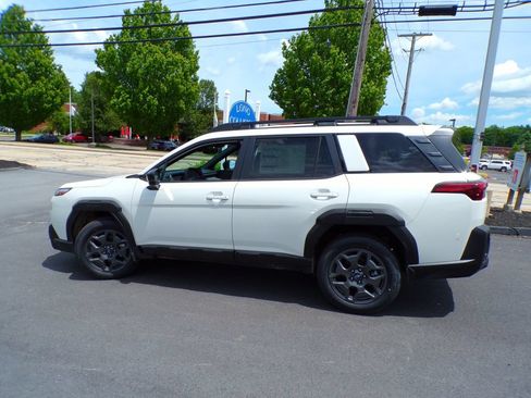 Certified 2026 Subaru Outback Premium AWD/4WD image 18