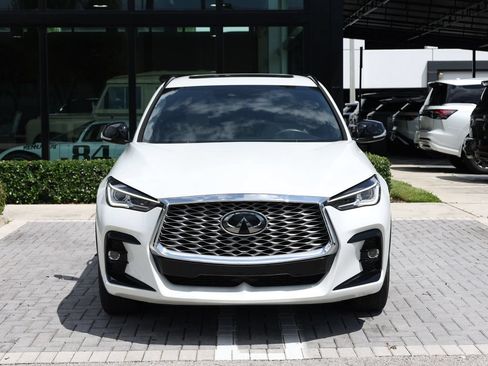 Certified 2024 INFINITI QX55 Luxe w/ Cargo Package AWD/4WD image 3