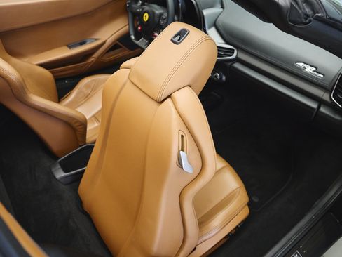 Used 2013 Ferrari 458 Spider RWD image 48