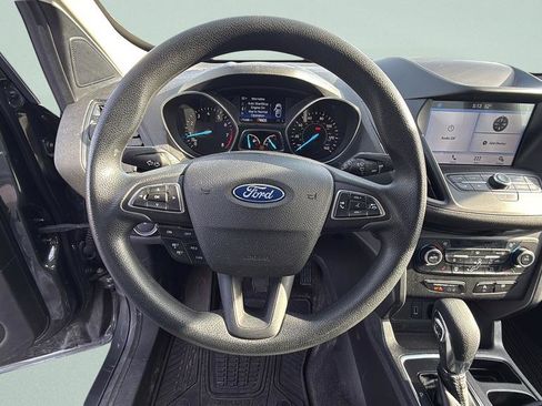 Certified 2019 Ford Escape SE image 25
