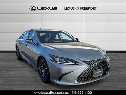 Certified 2025 Lexus ES 350 w/ Premium Package
