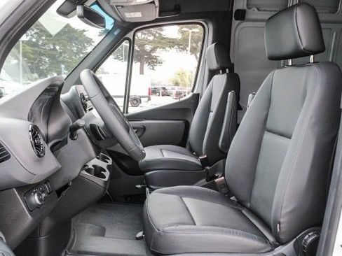 New 2025 Mercedes-Benz Sprinter 2500 image 20