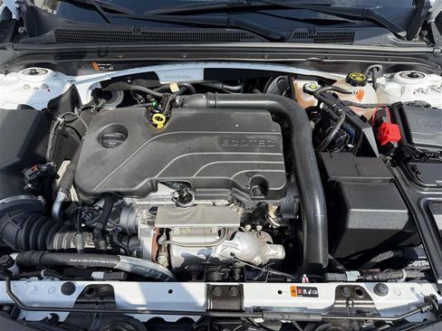 Used 2022 Chevrolet Malibu LT w/ Leather Package FWD image 14