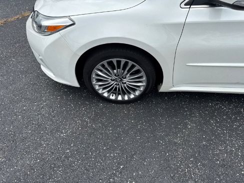 Used 2018 Toyota Avalon Limited w/ Protection Package FWD image 8